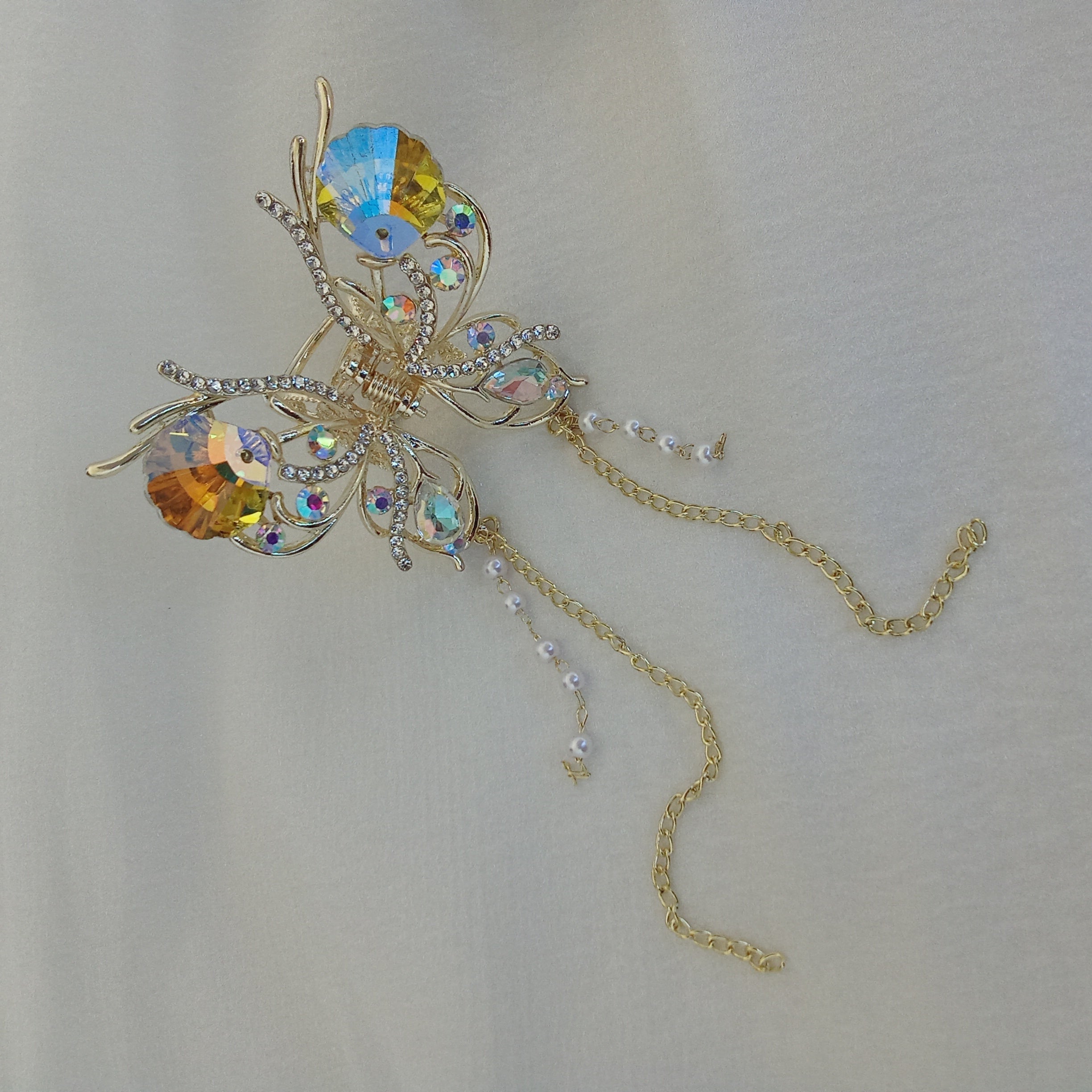 Gold-Tone Shimmering Butterfly with Dangling Pearls & Gold Chain - Hair Claw Clip - White