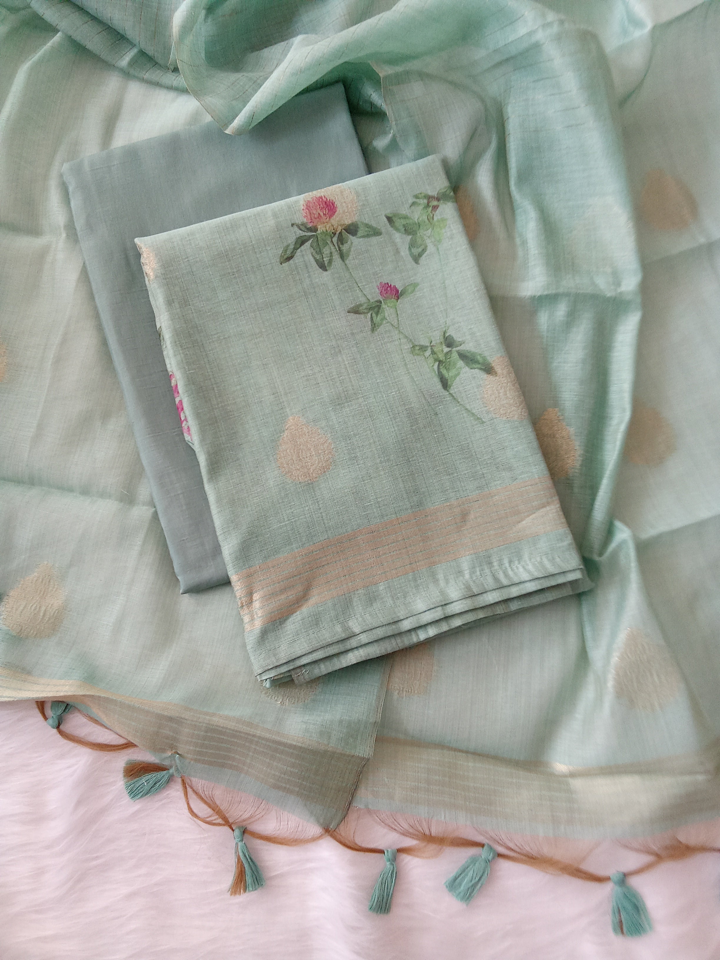 Green Jamdani Silk Floral Printed Unstitched Salwar Kameez Suit